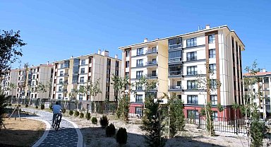 Bakan Kurum: "500 bin konutu daha milletimizle buluşturacağız"