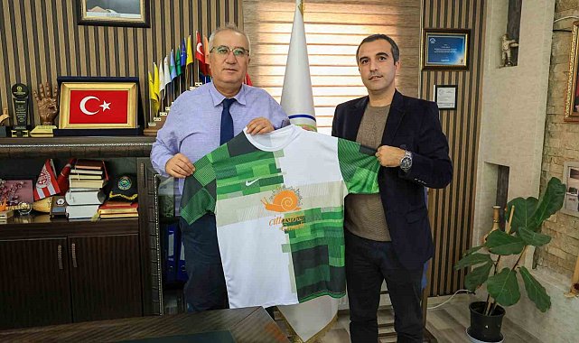 Çameli Belediyesinden Çameli Meslek Yüksekokulu Takımına tam destek