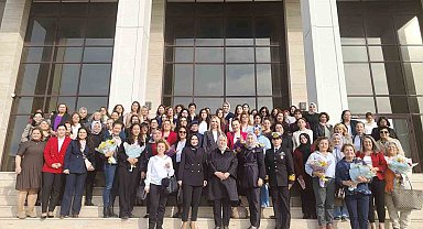 Çanakkale'de "Gönül Elçileri ile Koruyucu Aile Farkındalık Toplantısı" düzenlendi
