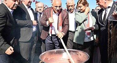 Diyarbakır'da "Kral Yolu Yürüyüşü, Bağ Bozumu ve Nar Festivali''