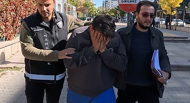İranlı tacir, yutup midesine sakladığı 433 gram uyuşturucuyla yakalandı