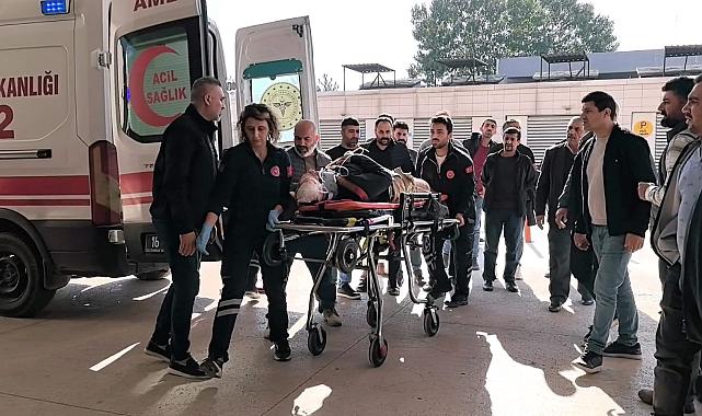 İskelenin altında kalan işçi ağır yaralandı