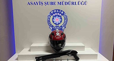 Motosiklet kaskıyla geldi, tüfekle 2 kişiyi yaraladı: 3 gözaltı