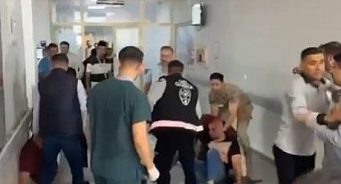 Şanlıurfa'da hastane acilinde tekme tokat kavga kamerada