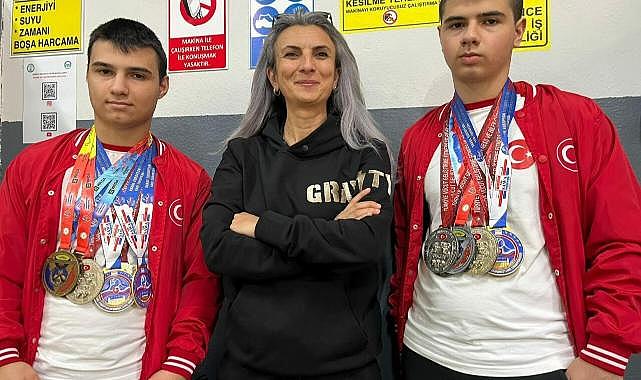 Bursalı ikizler dünya ve avrupa şampiyonu!