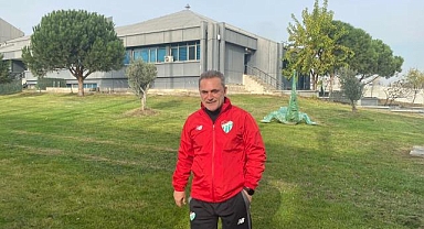 Bursaspor’un hocası Tahsin Tam: ‘Kartlar yeniden dağıtılıyor’