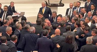AK Parti ve CHP'li vekiller arasında kavga