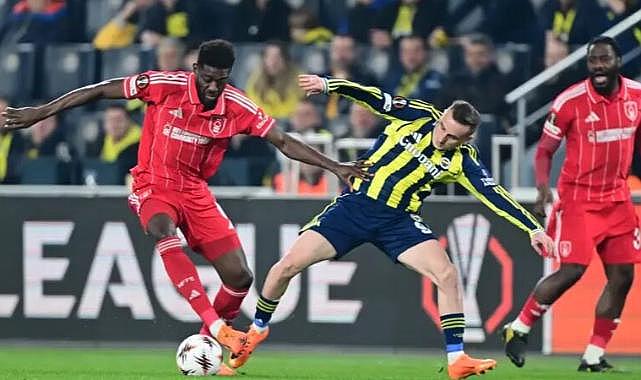 Fenerbahçe, Avrupa Ligi’nde turu zora soktu