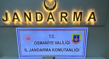 Yedek lastikten 2 kilo esrar çıktı