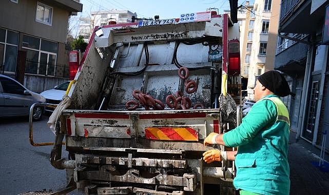 Bursa’da gıda skandalı! 700 kilo sucuk imha edildi…