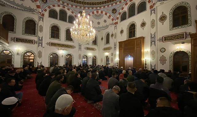 Kadir Gecesi dualarla idrak edildi