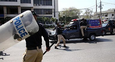 Pakistan'da ABD Konsolosluğu protestolarında 9 can kaybı, 36 yaralı