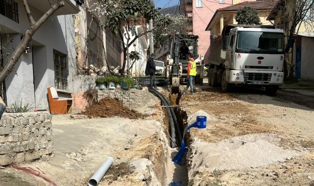 Büyükşehir'den Orhangazi'ye dev altyapı hizmeti