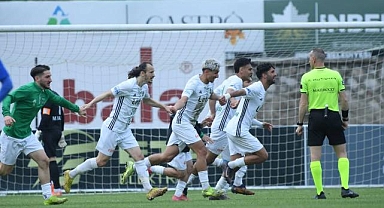 TFF’den Bursa ekibine kutlama