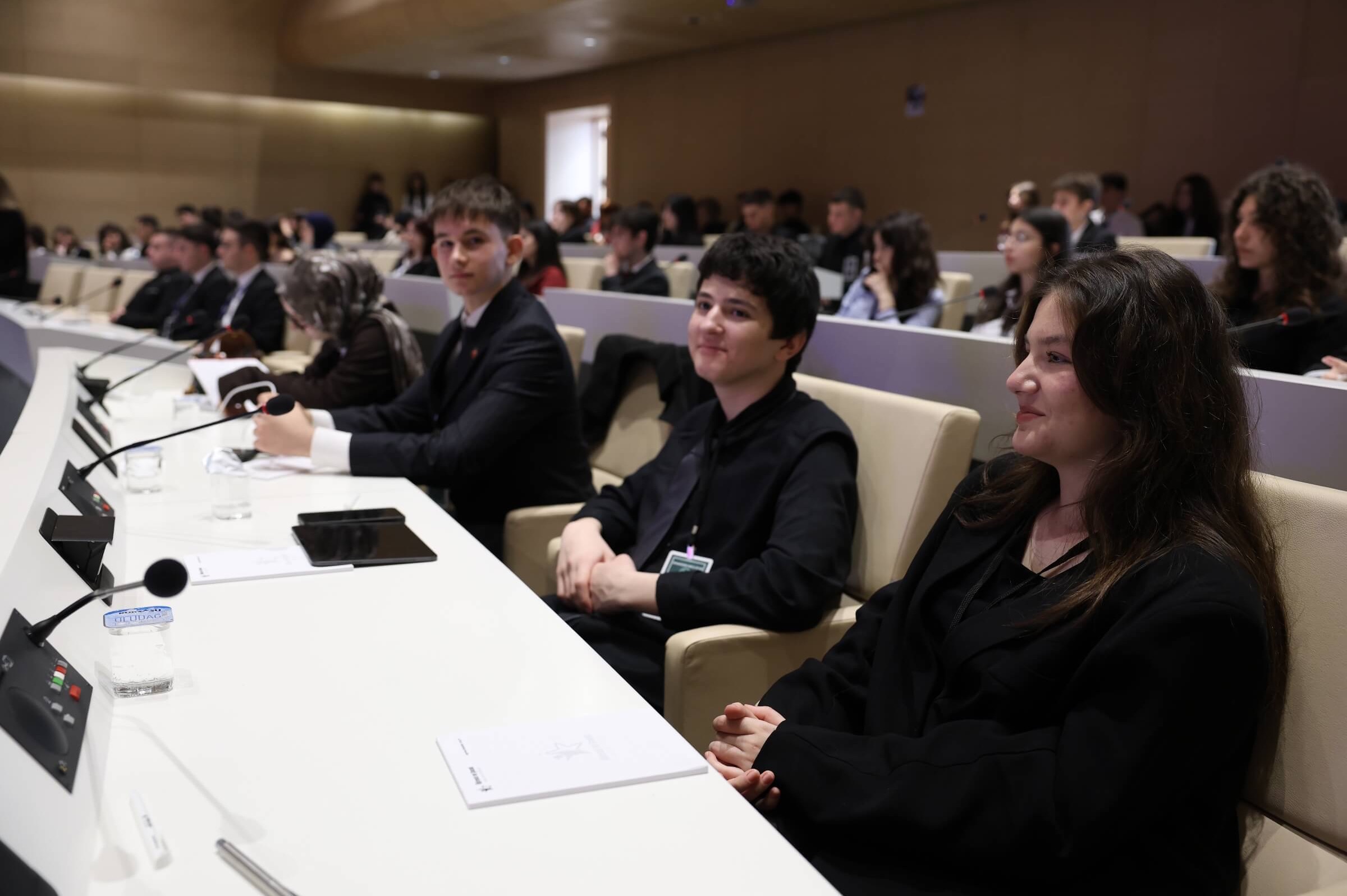 Türkiye’nin yarınları Nilüfer’de demokrasi provası yaptı  