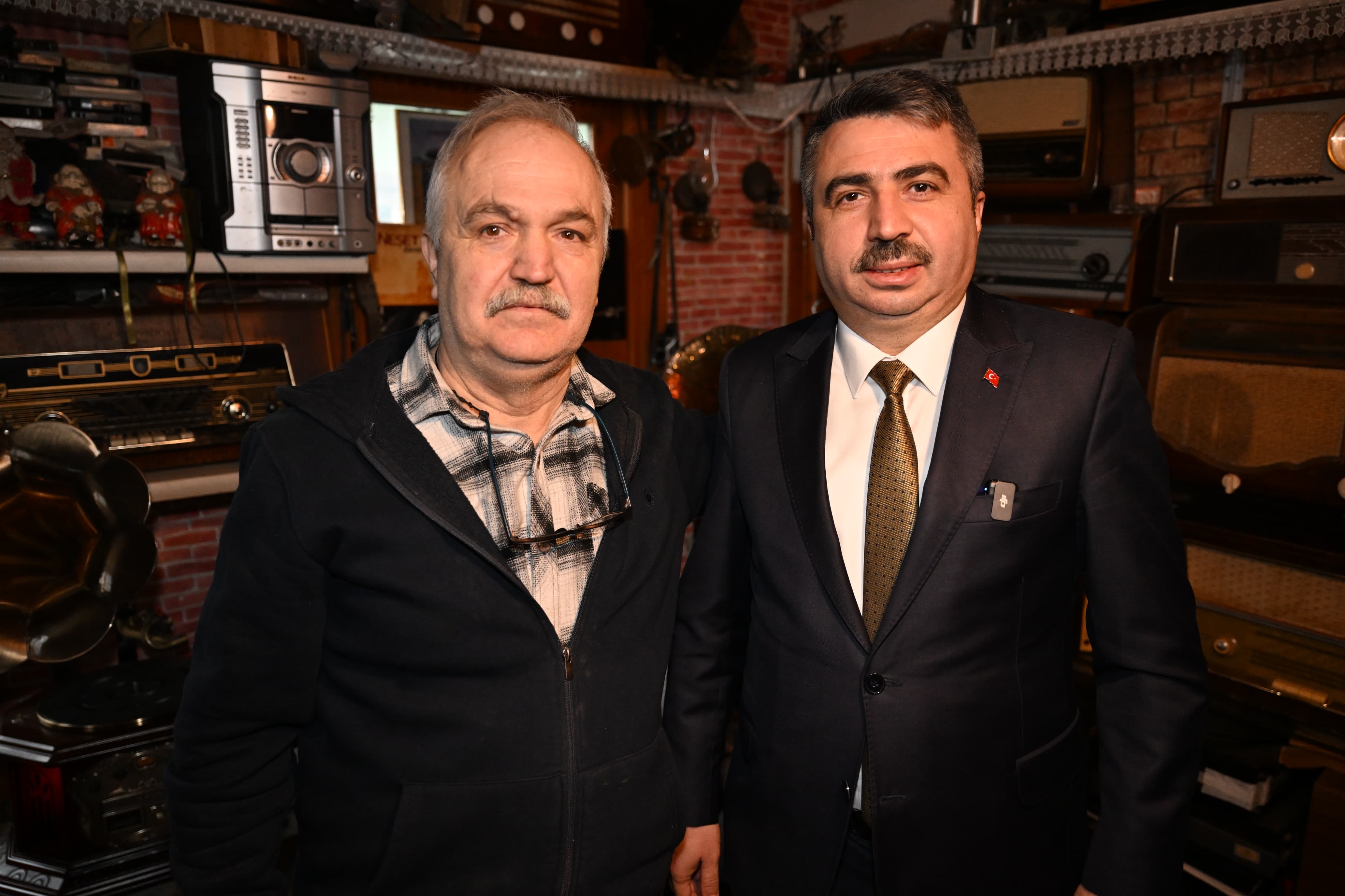 Başkan yılmaz'dan ‘nostalji doktoru’na ziyaret