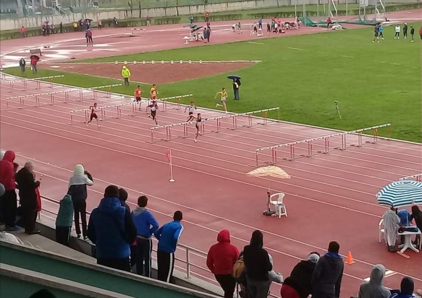 Belediyespor atletizmde altı yarışmada başarılı oldu