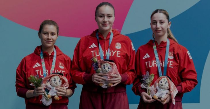 Belediyesporlu Özge Yılmaz'dan gümüş madalya
