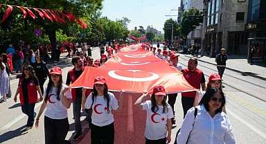 Bursa’da 19 Mayıs Coşkusu! İşte kutlamalardan renkli görüntüler…