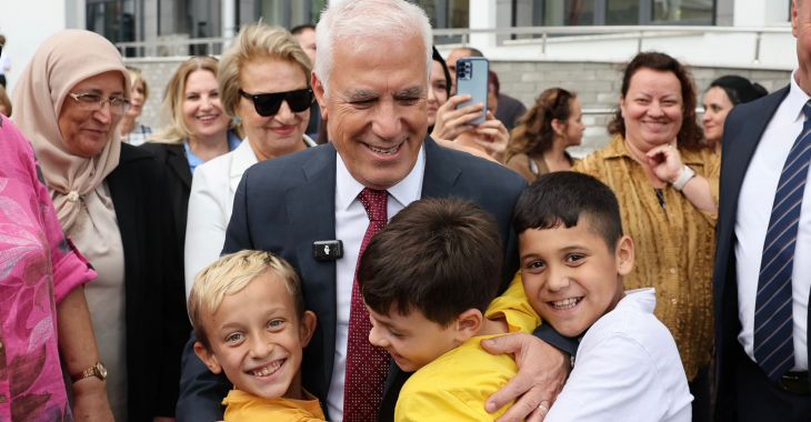 Bursa'da sokaklar da çocuklar da gülümsüyor