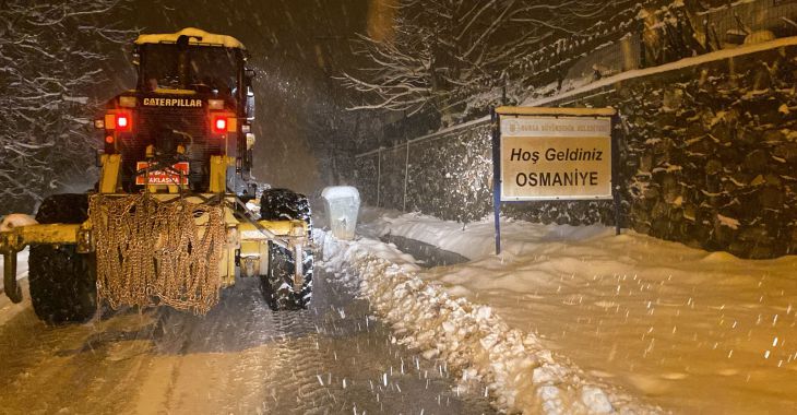 Büyükşehir'den karla mücadelede tam mesai
