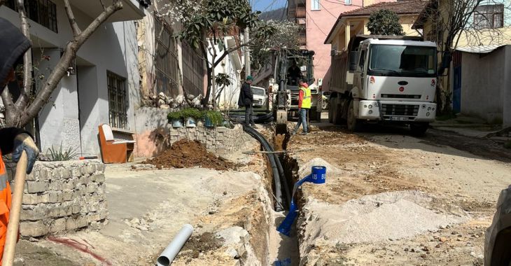 Büyükşehir'den Orhangazi'ye dev altyapı hizmeti