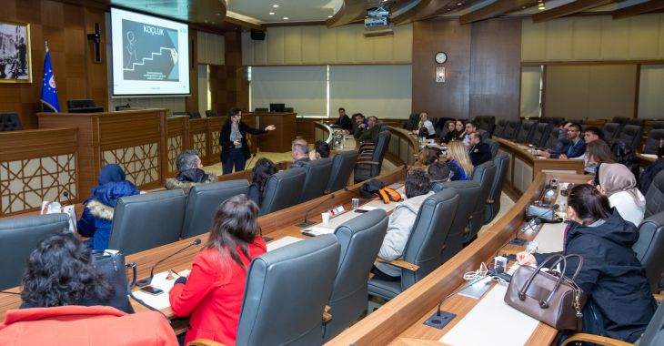 Büyükşehir personeline ‘Koçluk Eğitimi’