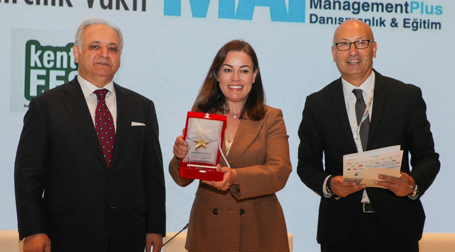 En İyi Kentsel Tasarım Projesi Ödülü Gemlik Belediyesi’nin