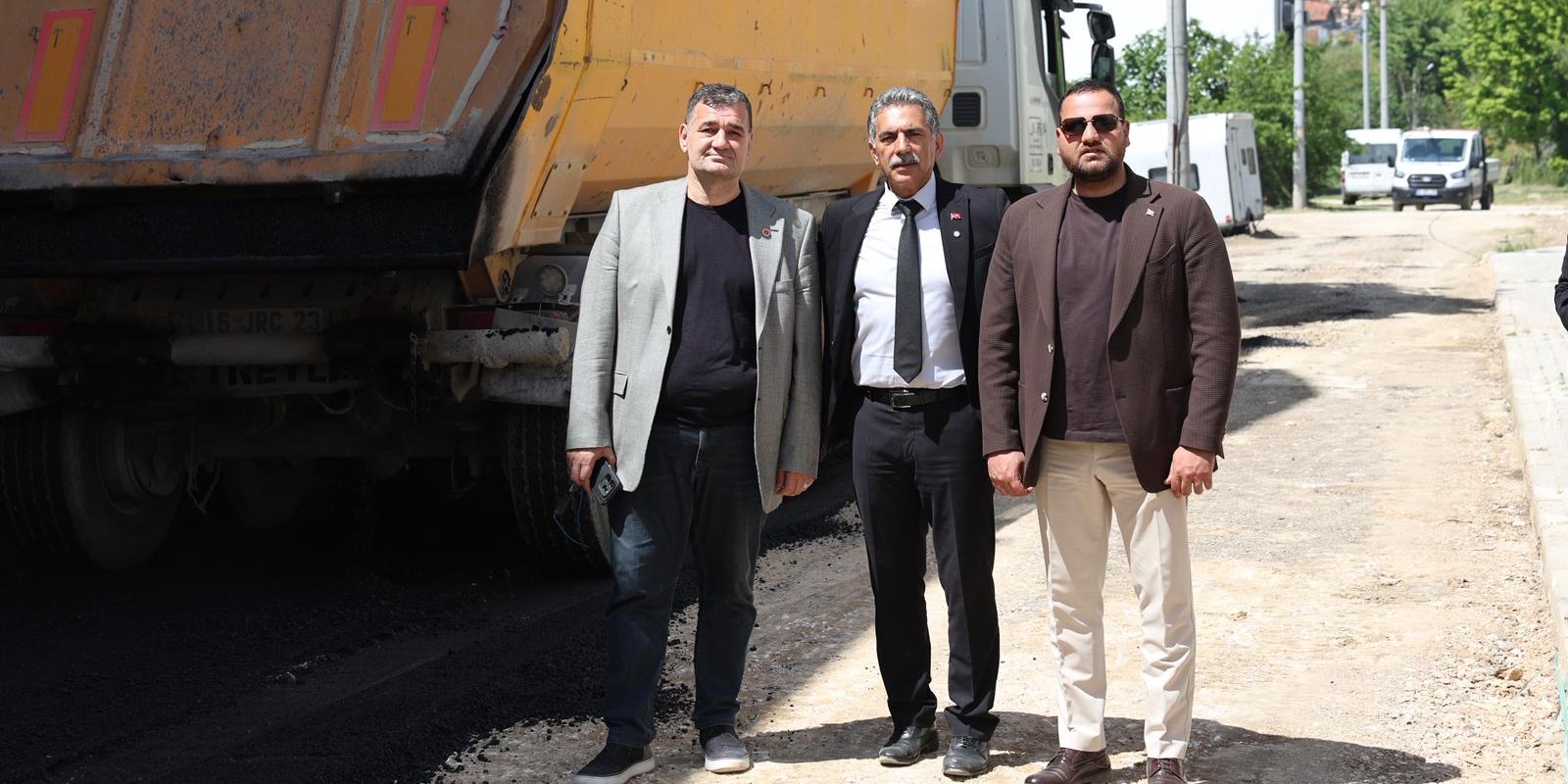 Eşref Dinçer Mahallesi’nde Asfalt Seferberliği