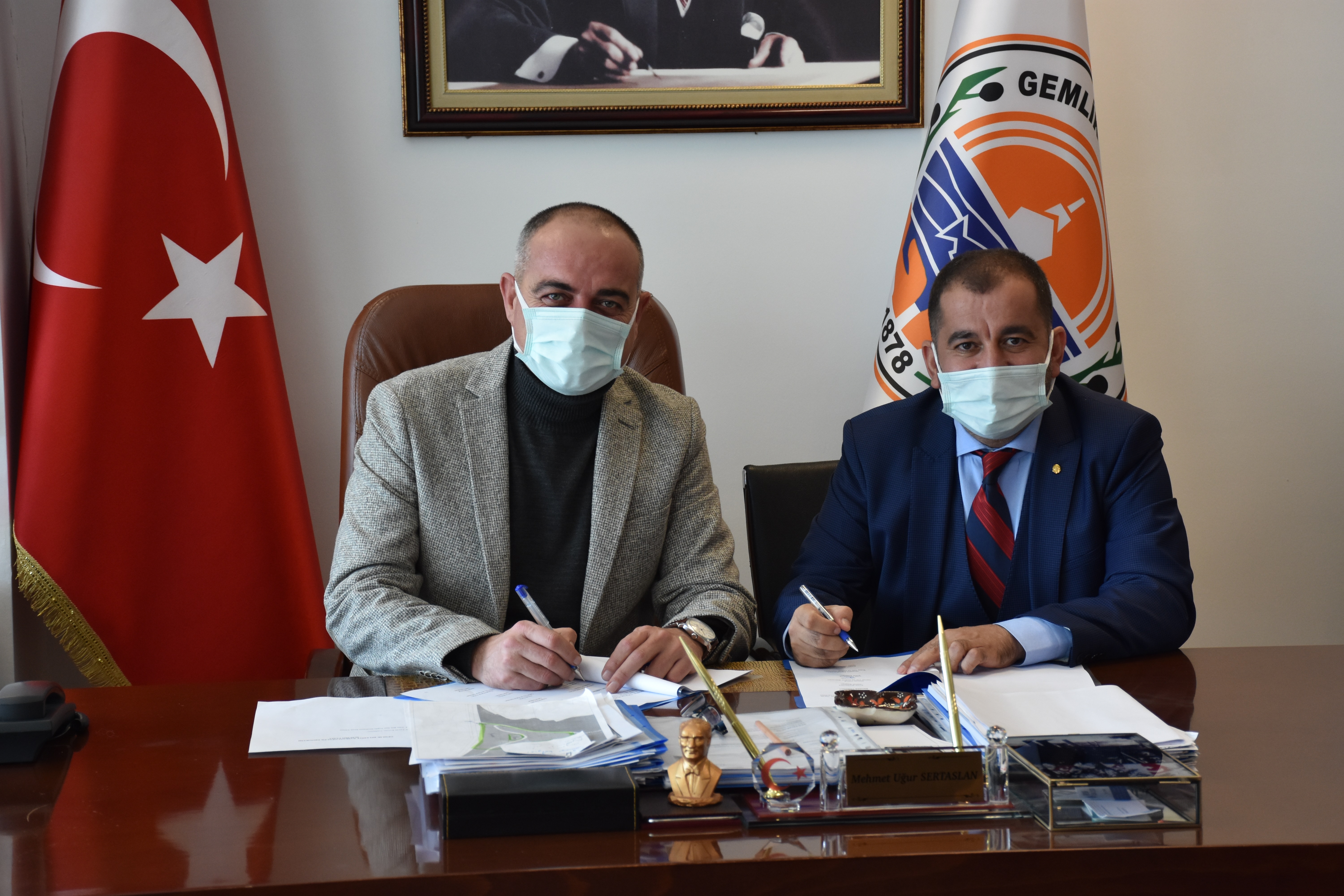 Gemlik Belediyesi’nde toplu sözleşme sevinci