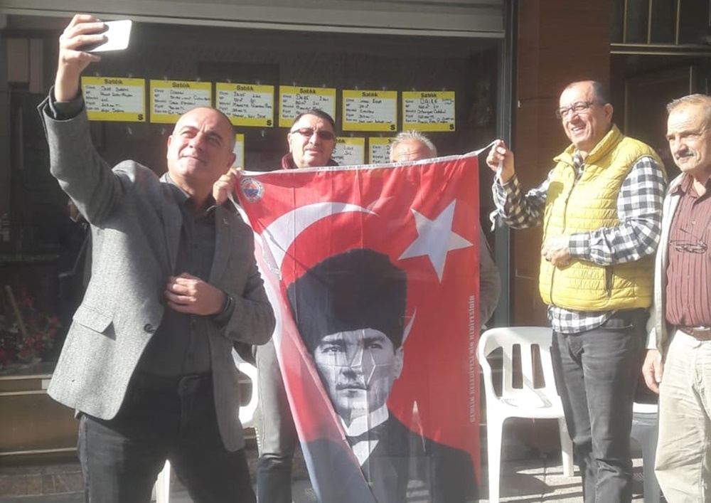 Gemlik Belediyesi’nden 29 Ekim hediyesi