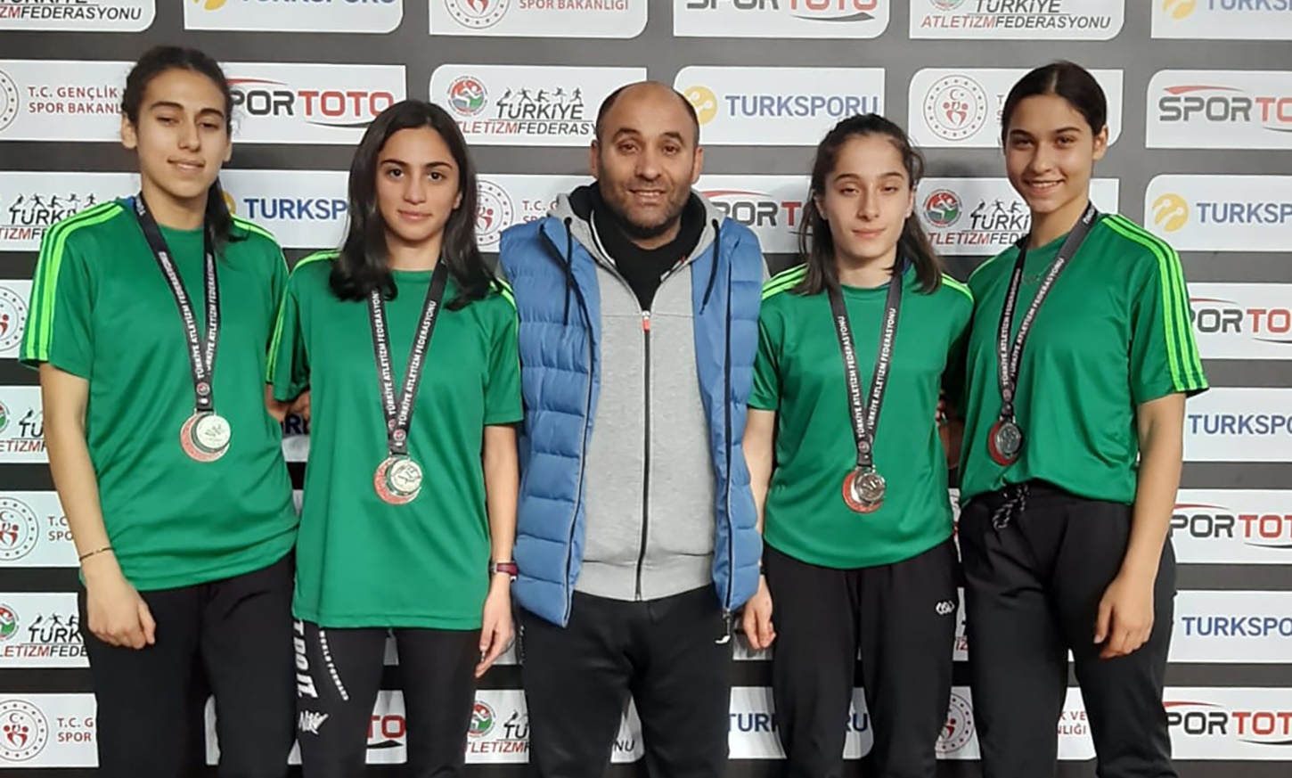Gemlik Belediyespor İstanbul’dan başarıyla döndü