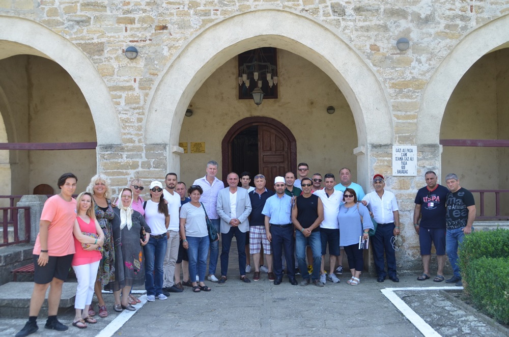 Gemlik Heyeti Romanya’da cami ve türbe ziyaret etti