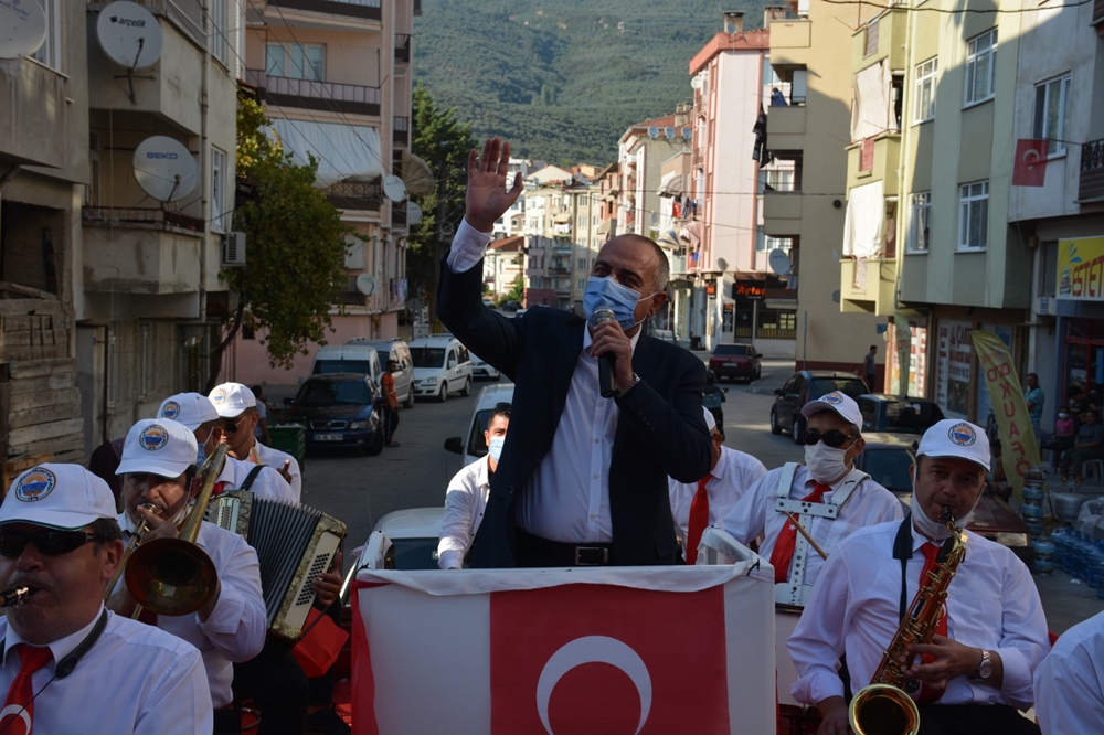 Gemlik’te 30 Ağustos coşkusu engel tanımadı