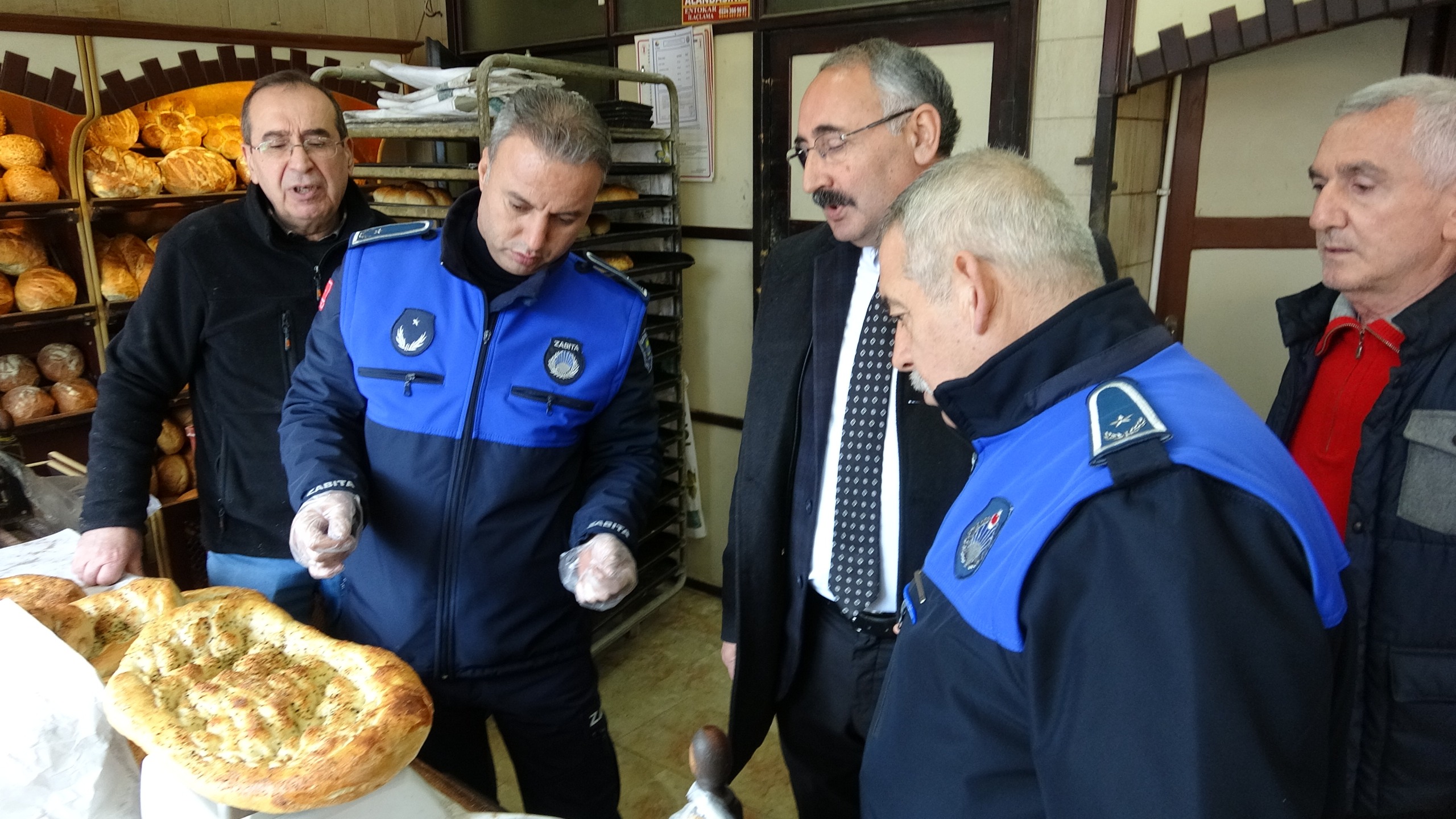 Gemlik’te Ramazan Pidesine Gramaj Denetimi