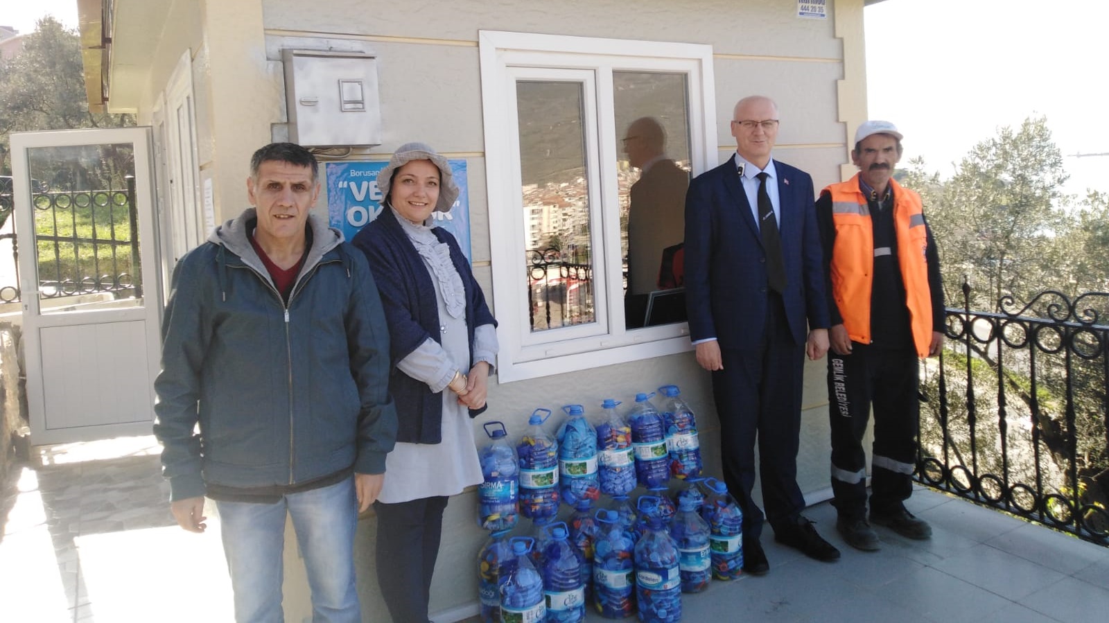 Hisar Mahallesi’nde mavi kapaklar umut oluyor