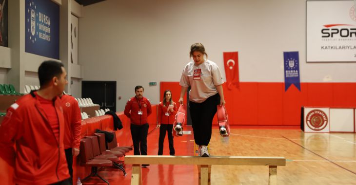 İtfaiye eri olabilmek için ter döktüler