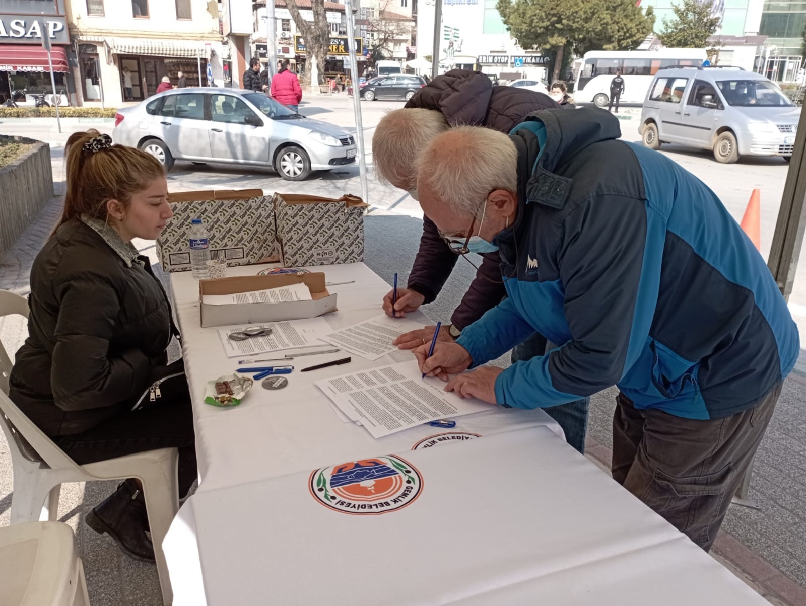 “Körfezime Dokunma” diyenler imzalıyor!