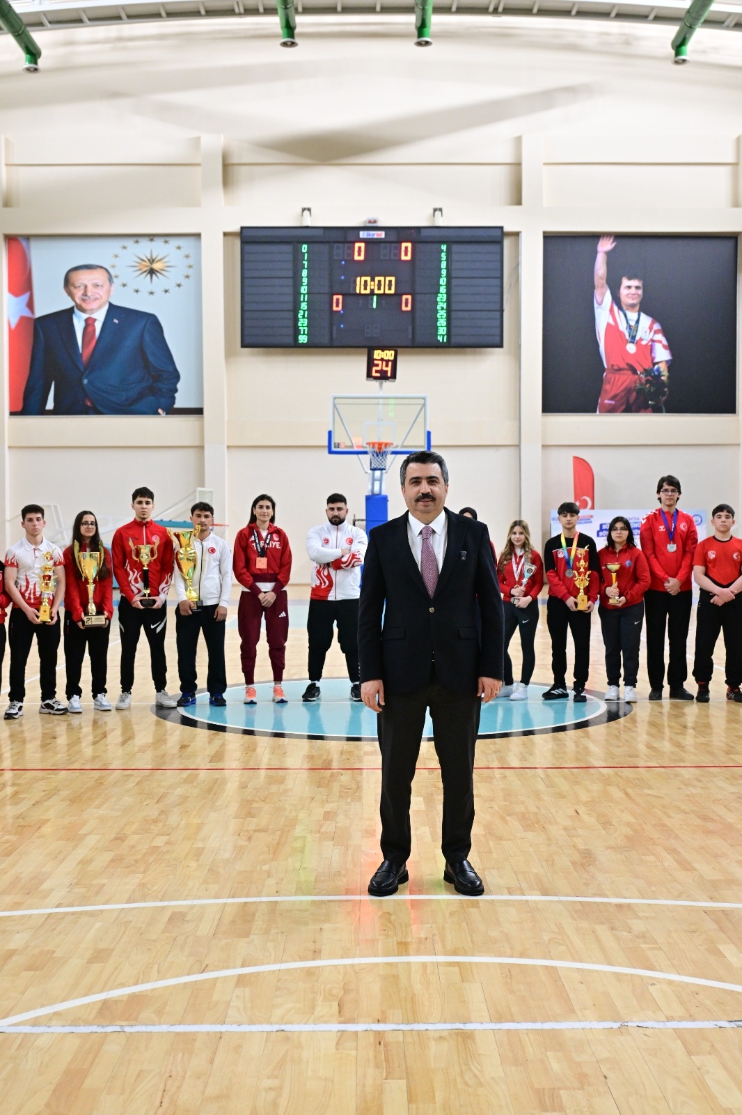 Milli takımın sporcu fabrikası yıldırım