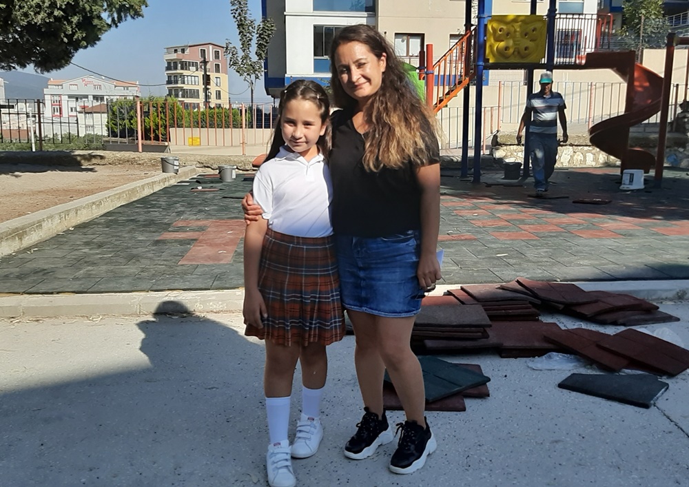 Minik Ada yazdı, Belediye yaptı