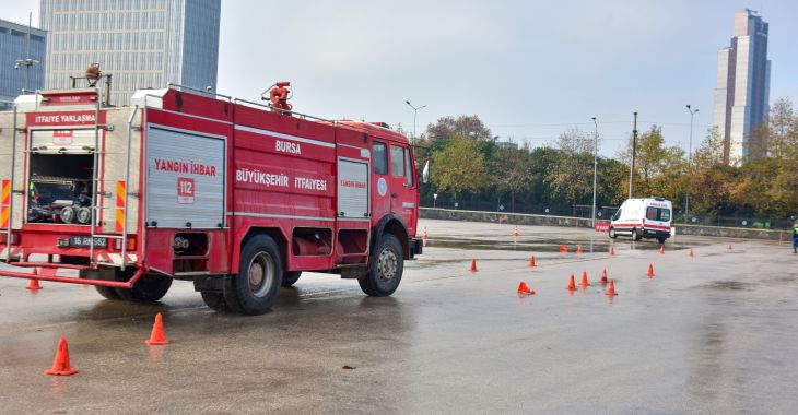 Şoförlere defansif ve ileri sürüş teknikleri eğitimi
