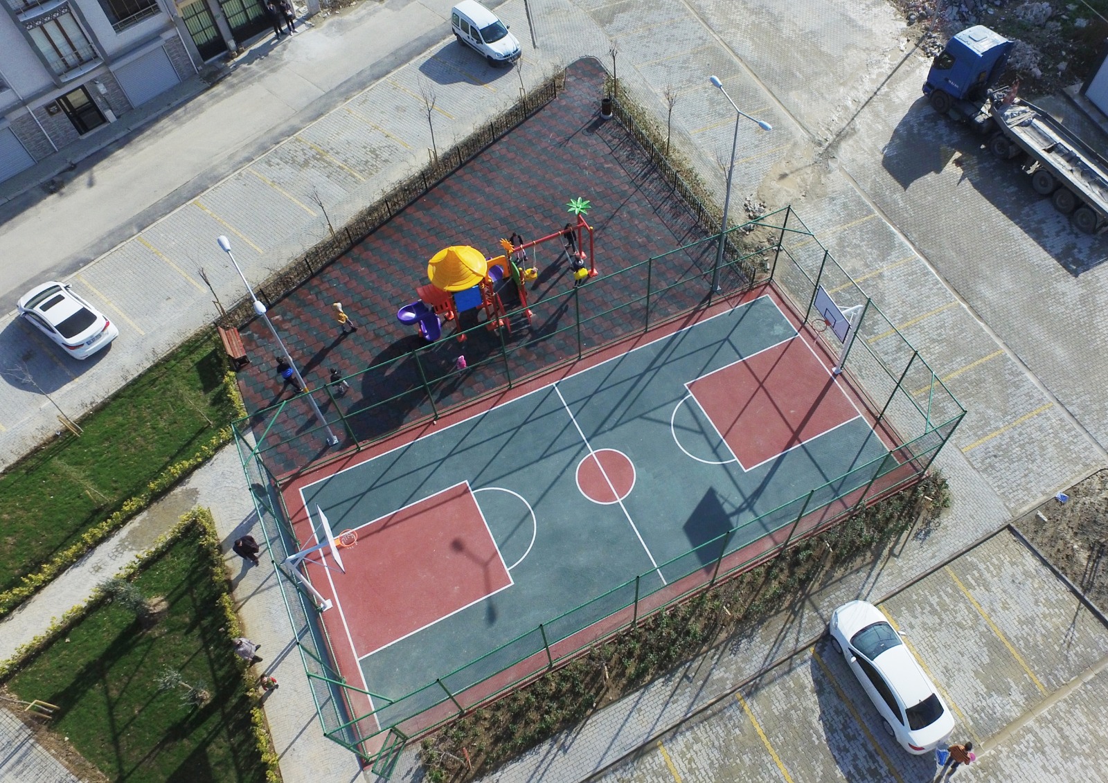 Yeni çocuk parkları hizmete açılıyor