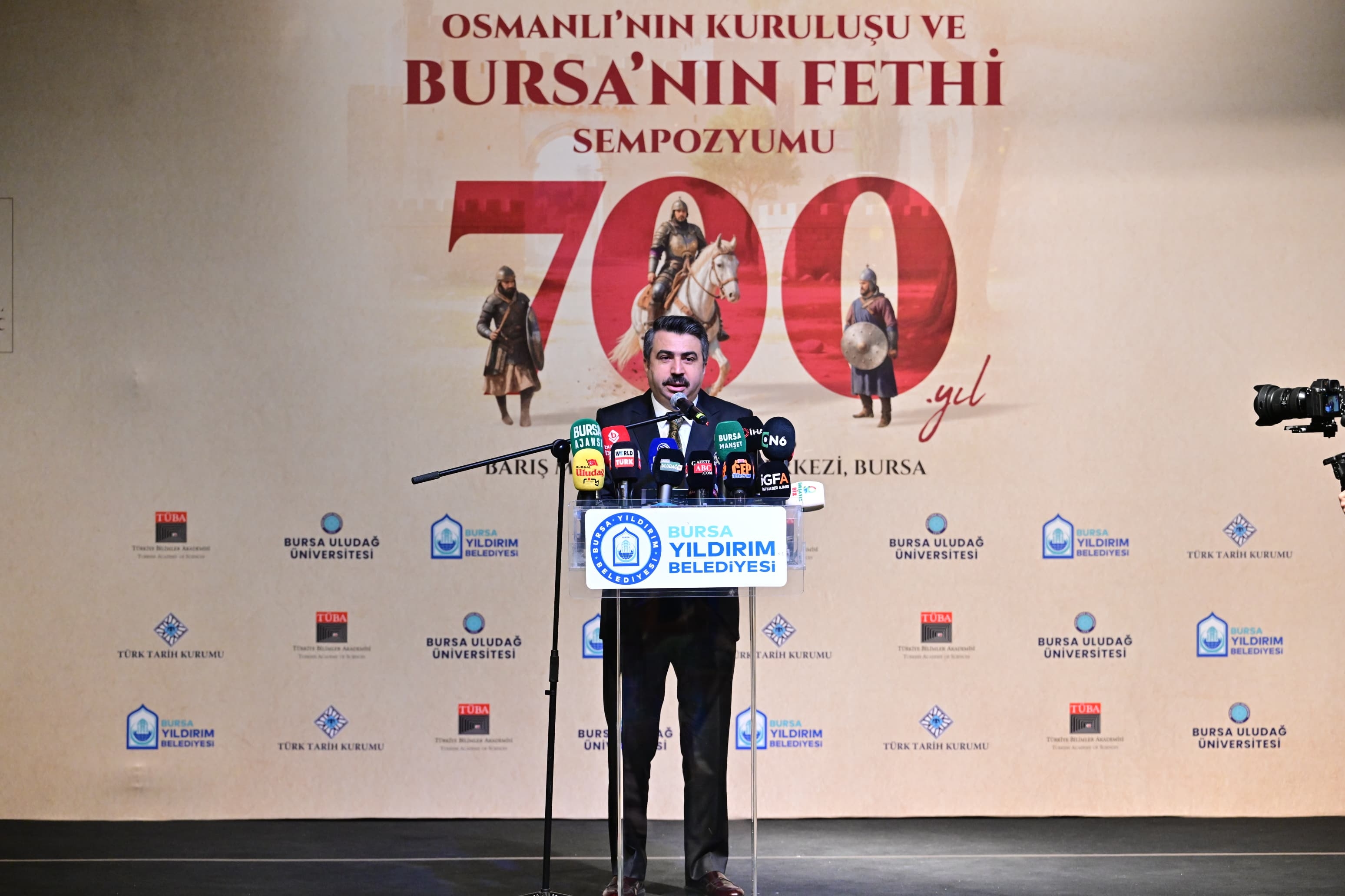 Yıldırım’da, kuruluş ve fetih sempozyumu başladı