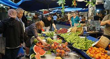 Bursa’da pazar tezgahlarına yaz geldi! İşte en pahalı ve en ucuz ürünler…