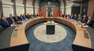 CHP’de 26 il başkanı daha görevden alındı