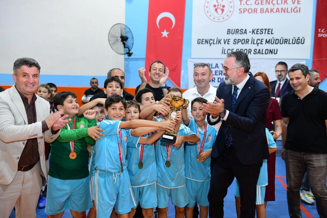 Kestel Belediyesi’nden Spora Tam Destek: Formalar...