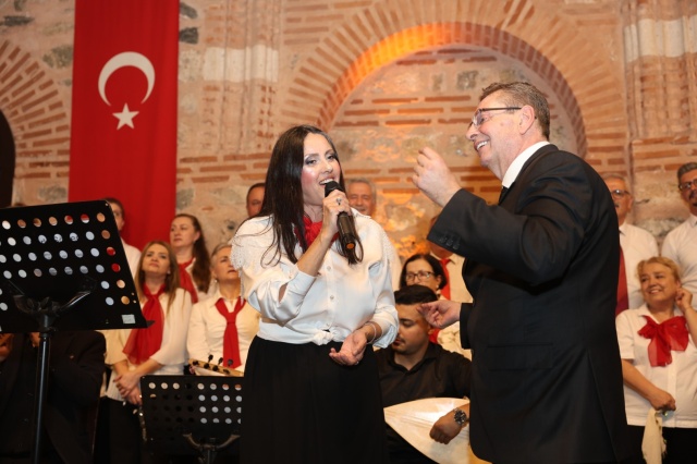 Osmangazi’de Türküler Gönüllere İşlendi