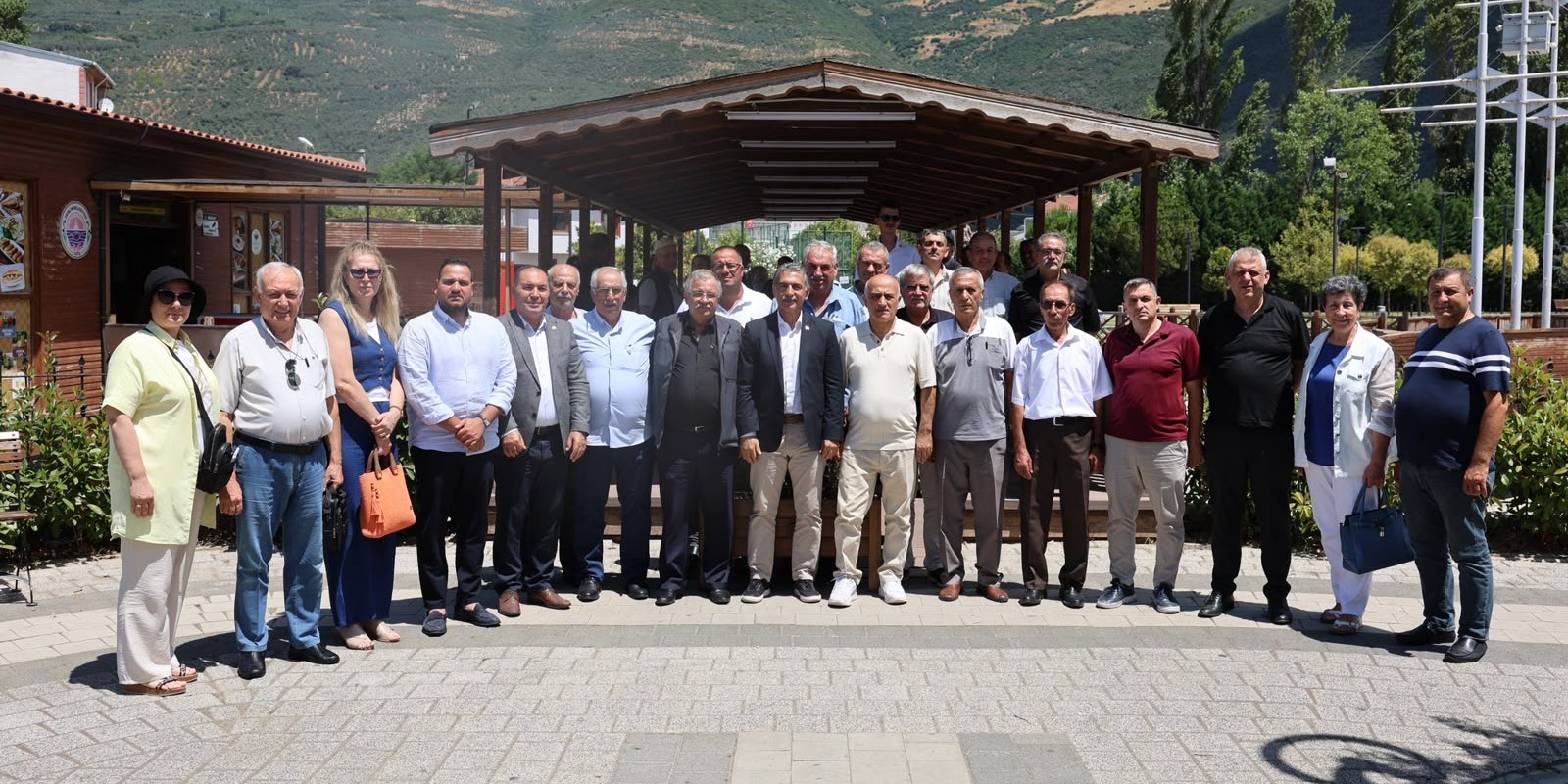Gemlik’te Muhtarlarla Ortak Akıl Buluşması