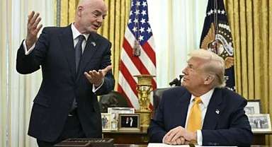 Trump istedi, kırmızı kart cezası iptal edildi!