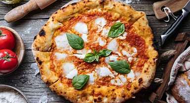 Dünyaca ünlü pizza zinciri satıldı